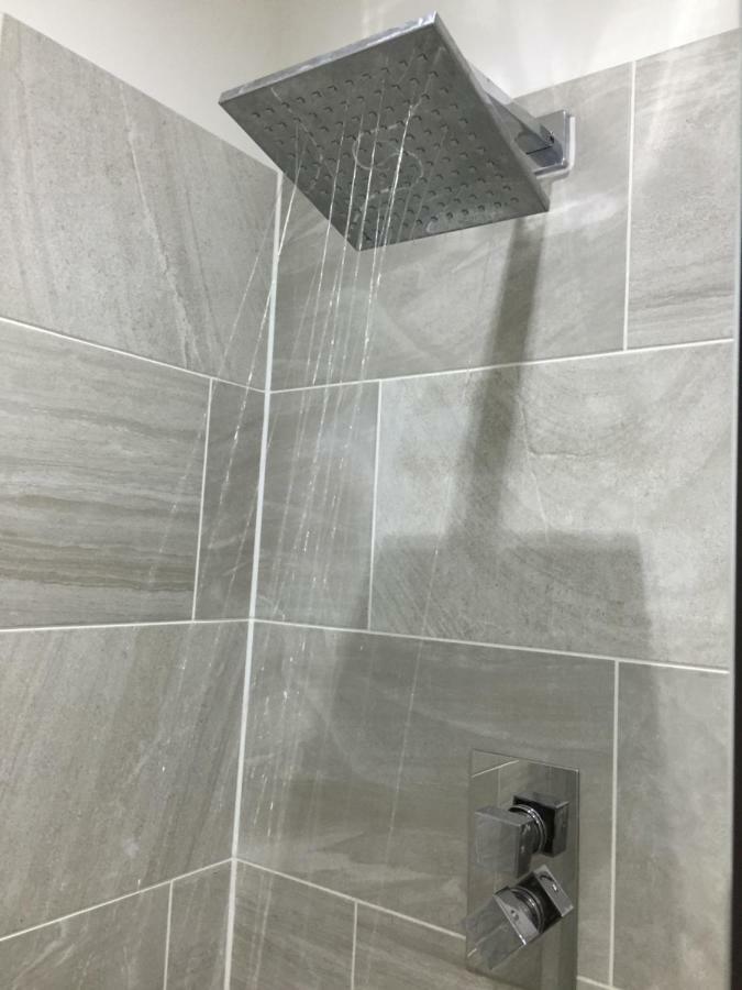 Modern One Bedroom Apartment Near The Seafront ポーツマス エクステリア 写真